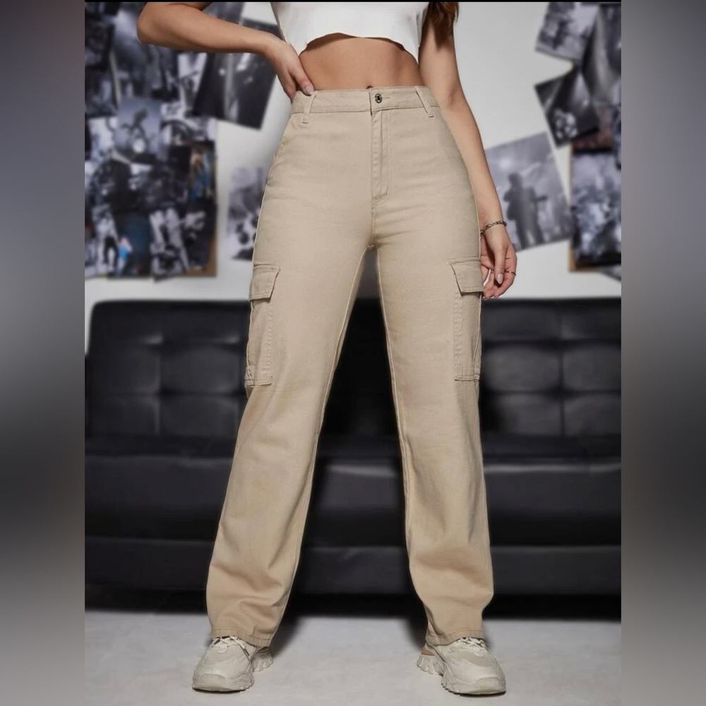 High waist cargo jeans